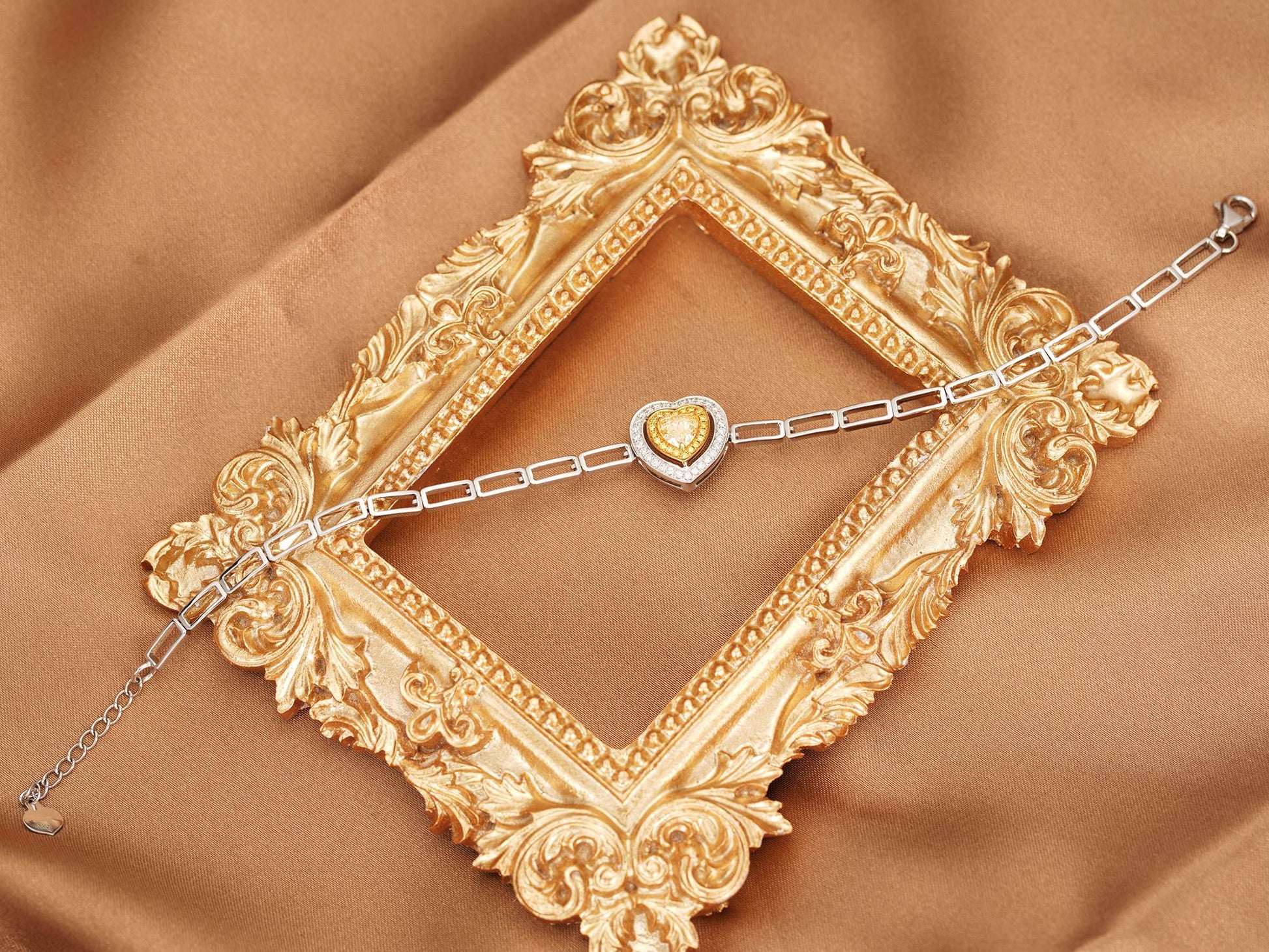 18K Yellow Gold Diamond Heart-shaped Hollow Bracelet - SL031-Y - Yellow Diamond Bracelet