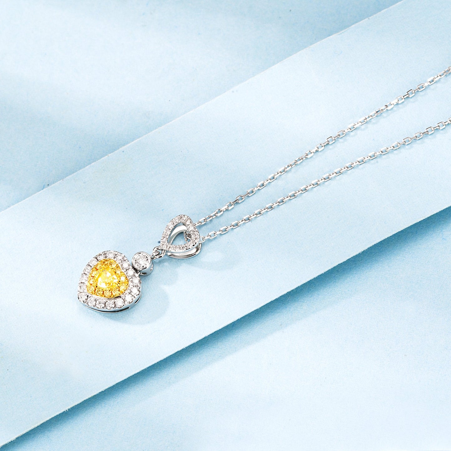 18K Yellow Gold Diamond Heart-Shaped Hollow Bubble Necklace - Exquisite Jewelry - Yellow Diamond Necklace