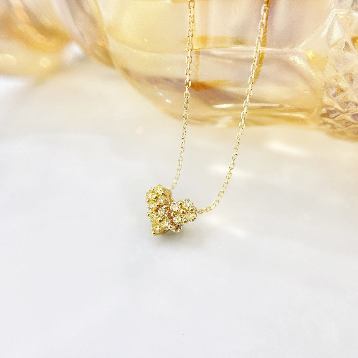 18K Yellow Gold Diamond Heart-Shaped Two-Way Pendant Jewelry - Yellow Diamond Necklace