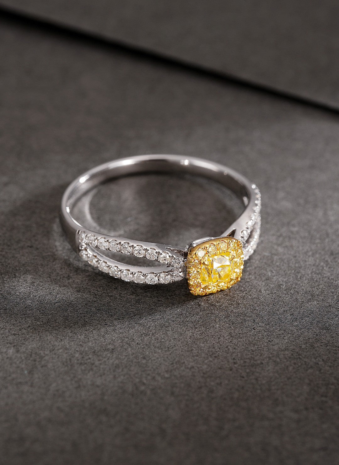 18K Yellow Gold Diamond Hollow Cushion Shape Ring | Premium Jewelry - Yellow Diamond Ring