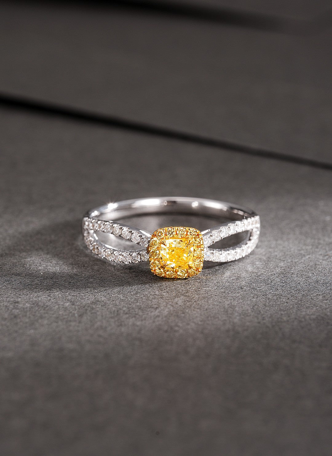 18K Yellow Gold Diamond Hollow Cushion Shape Ring | Premium Jewelry - Yellow Diamond Ring