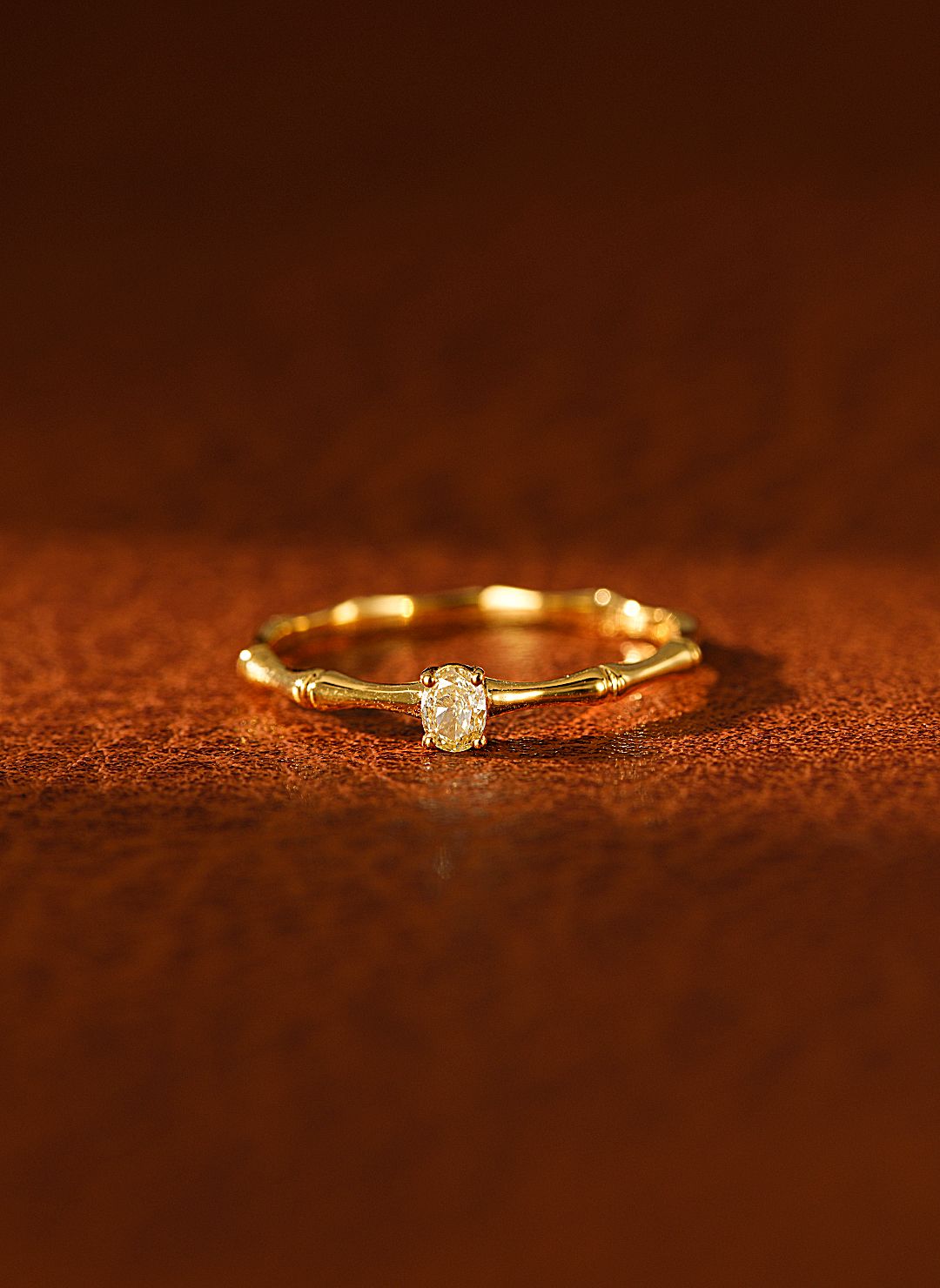 18K Yellow Gold Diamond Oval Bamboo-Style Ring | Unique Jewelry - Yellow Diamond Ring