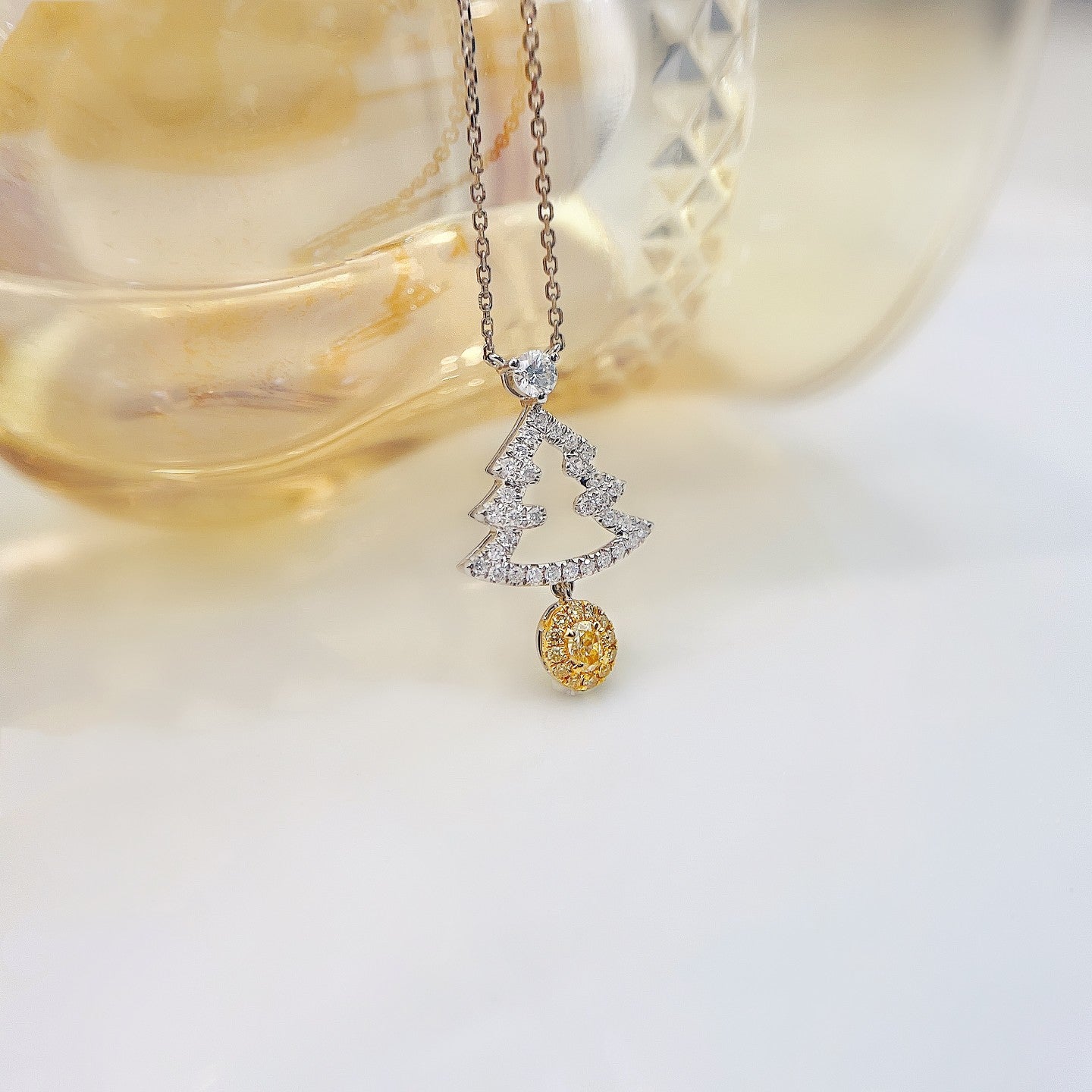 18K Yellow Gold Diamond Oval Christmas Pendant Necklace - Yellow Diamond Necklace