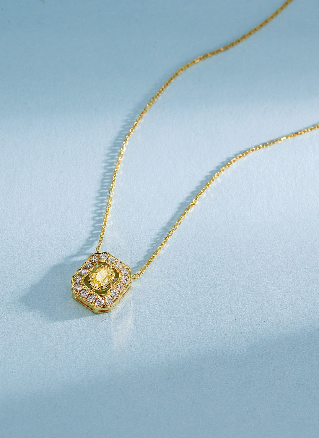 18K Yellow Gold Diamond Oval Lozenge Necklace - Elegant Jewelry Piece - Yellow Diamond Necklace