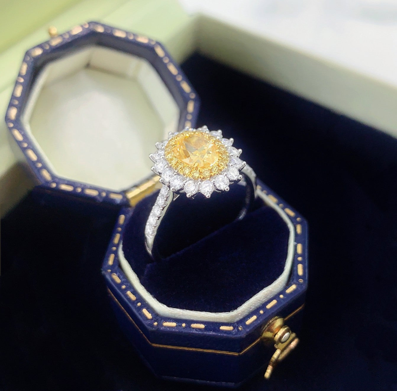 18K Yellow Gold Diamond Oval Sunflower Ring | Premium Jewelry - Yellow Diamond Ring