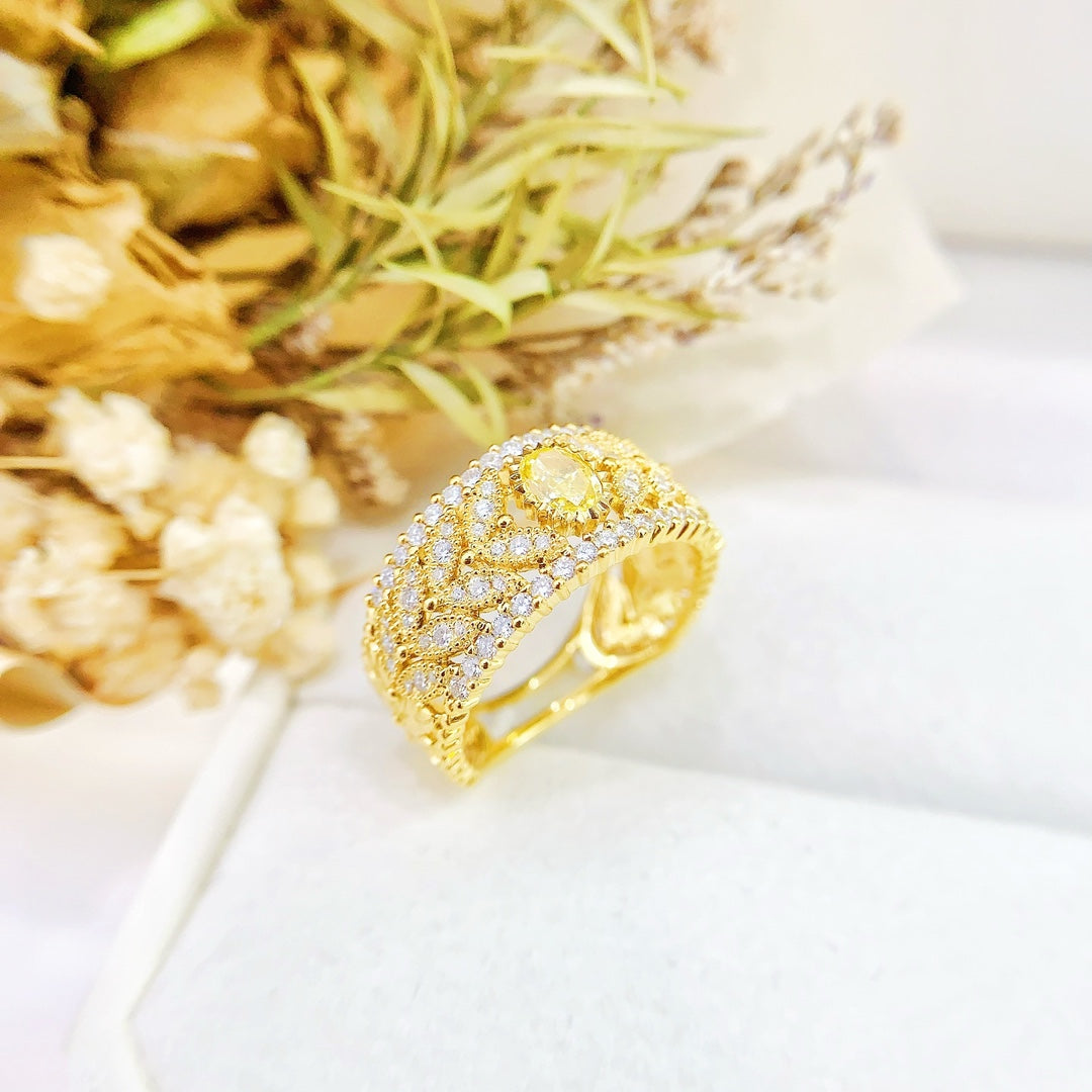 18K Yellow Gold Diamond Oval Vintage Ring - Luxury Jewelry - Yellow Diamond Ring