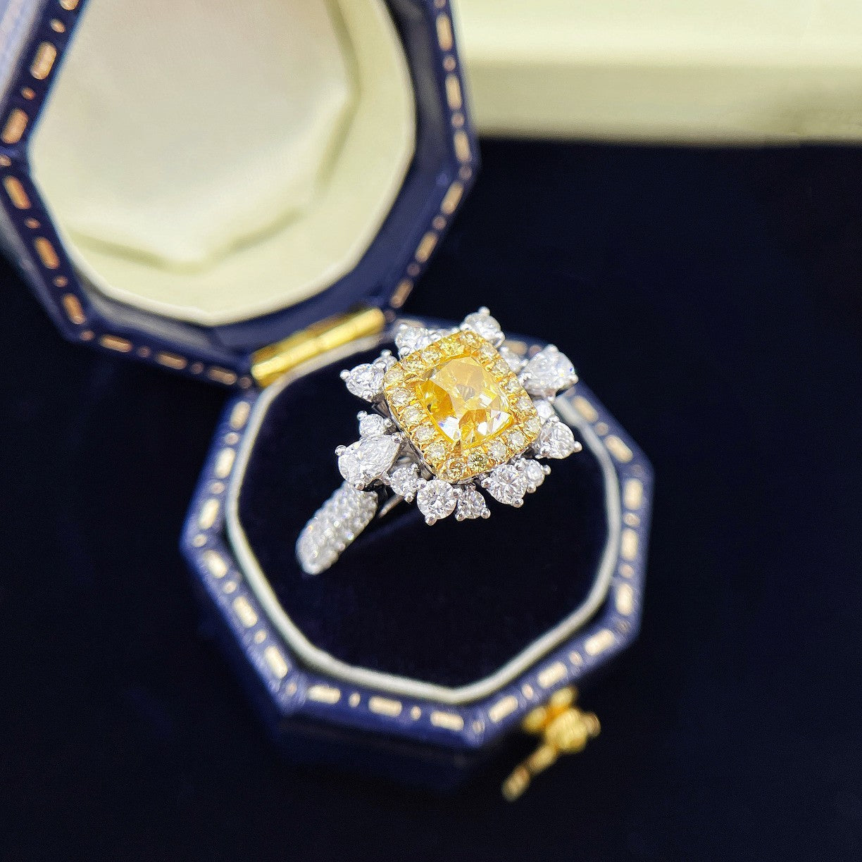 18K Yellow Gold Diamond Pillow-Cut High-Low Round Diamond Ring with AGL Certificate - JZ213-Y - Yellow Diamond Ring