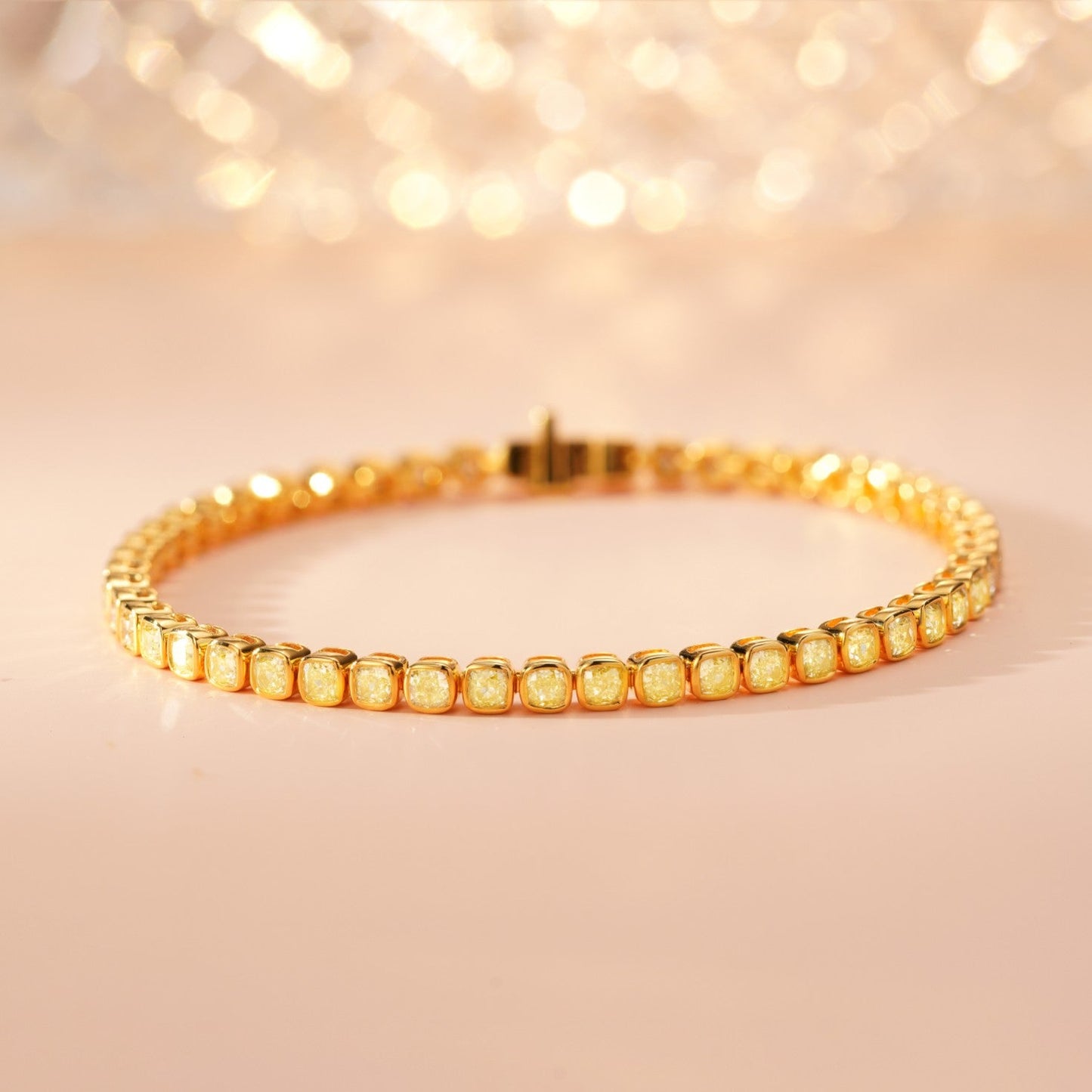 18K Yellow Gold Diamond Pillow-Shaped Bracelet - Luxurious Jewelry Piece - Yellow Diamond Bracelet