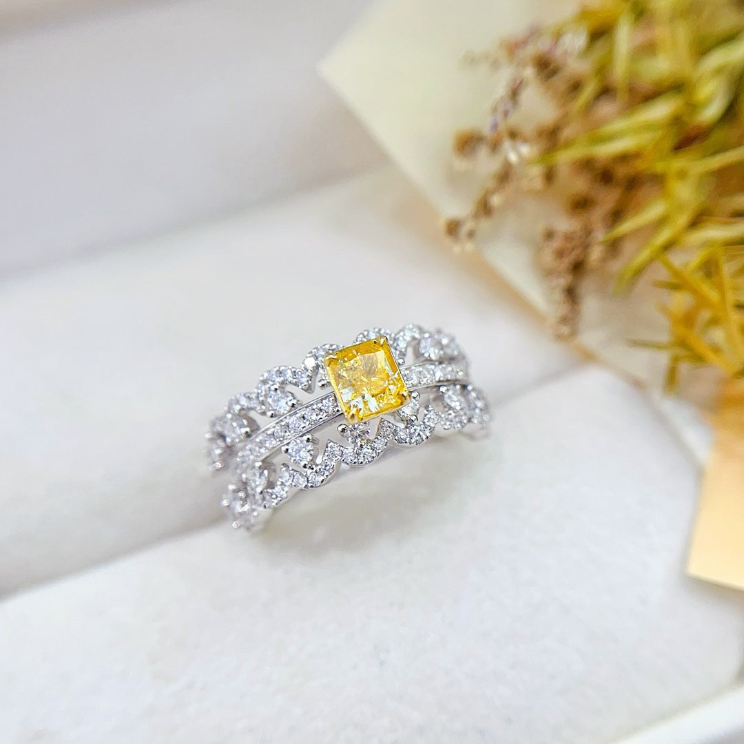 18K Yellow Gold Diamond Pillow Two-Way Wear Ring | Luxury Jewelry - Yellow Diamond Ring