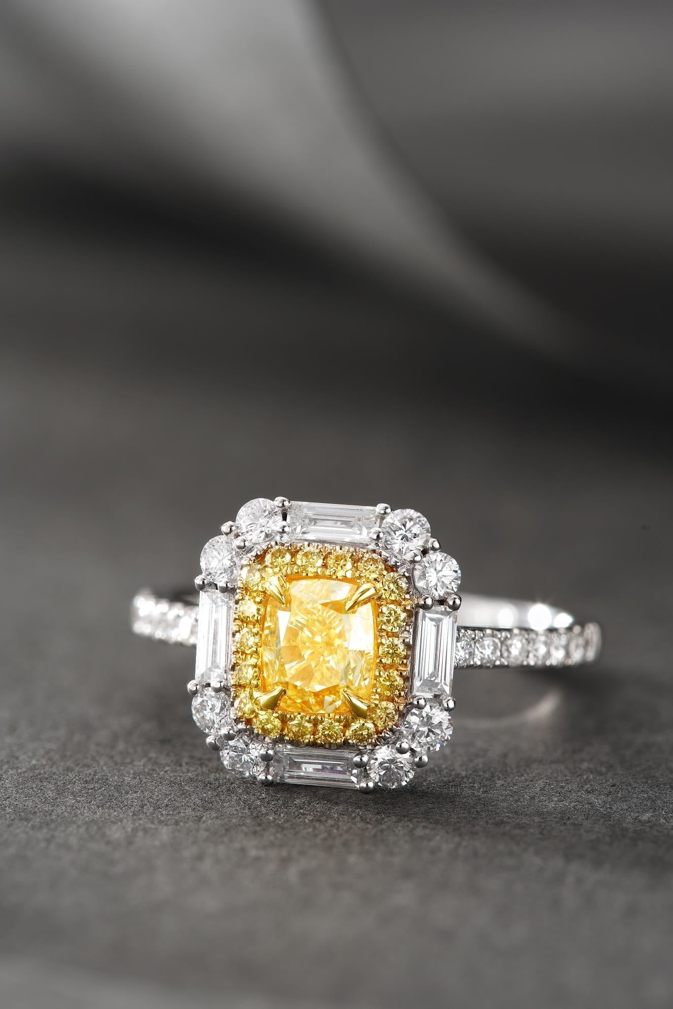 18K Yellow Gold Diamond Ring with Trapezoid Center and Surrounding Diamonds - Premium Jewelry - Yellow Diamond Ring