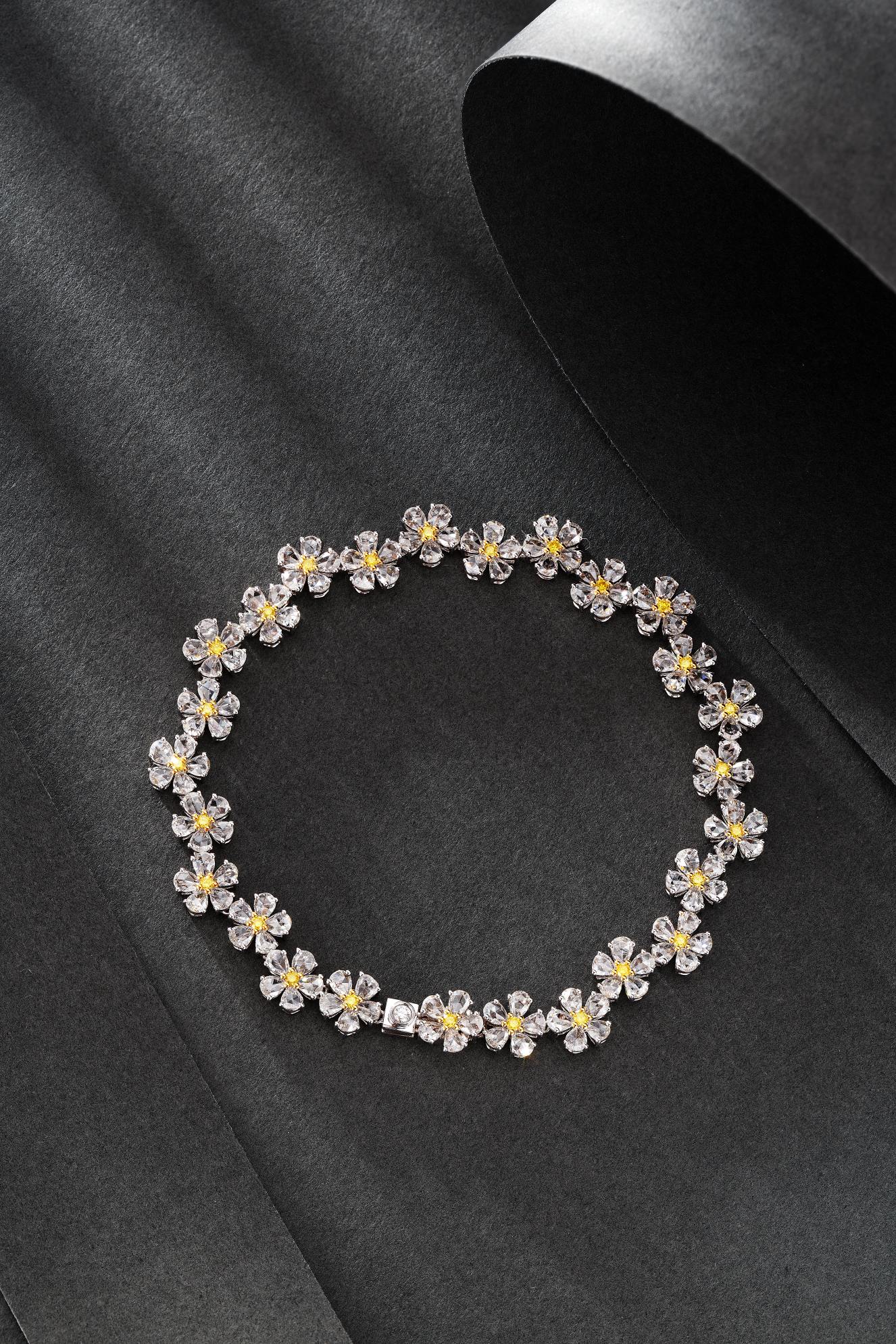 18K Yellow Gold Diamond Rose Flower Bracelet - Exquisite Jewelry - Yellow Diamond Bracelet