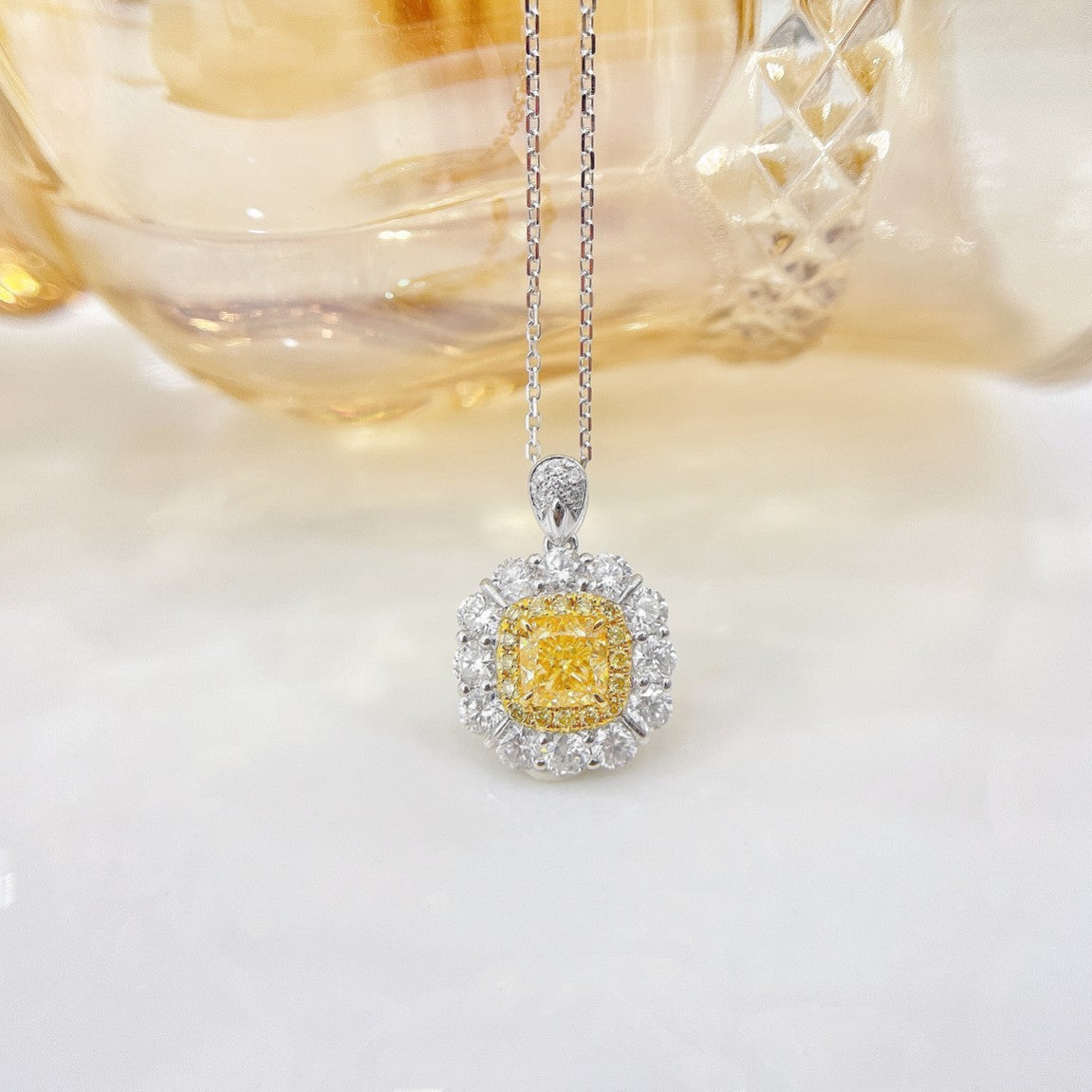 18K Yellow Gold Diamond Square Melon Clasp Necklace - Fine Jewelry - Yellow Diamond Necklace