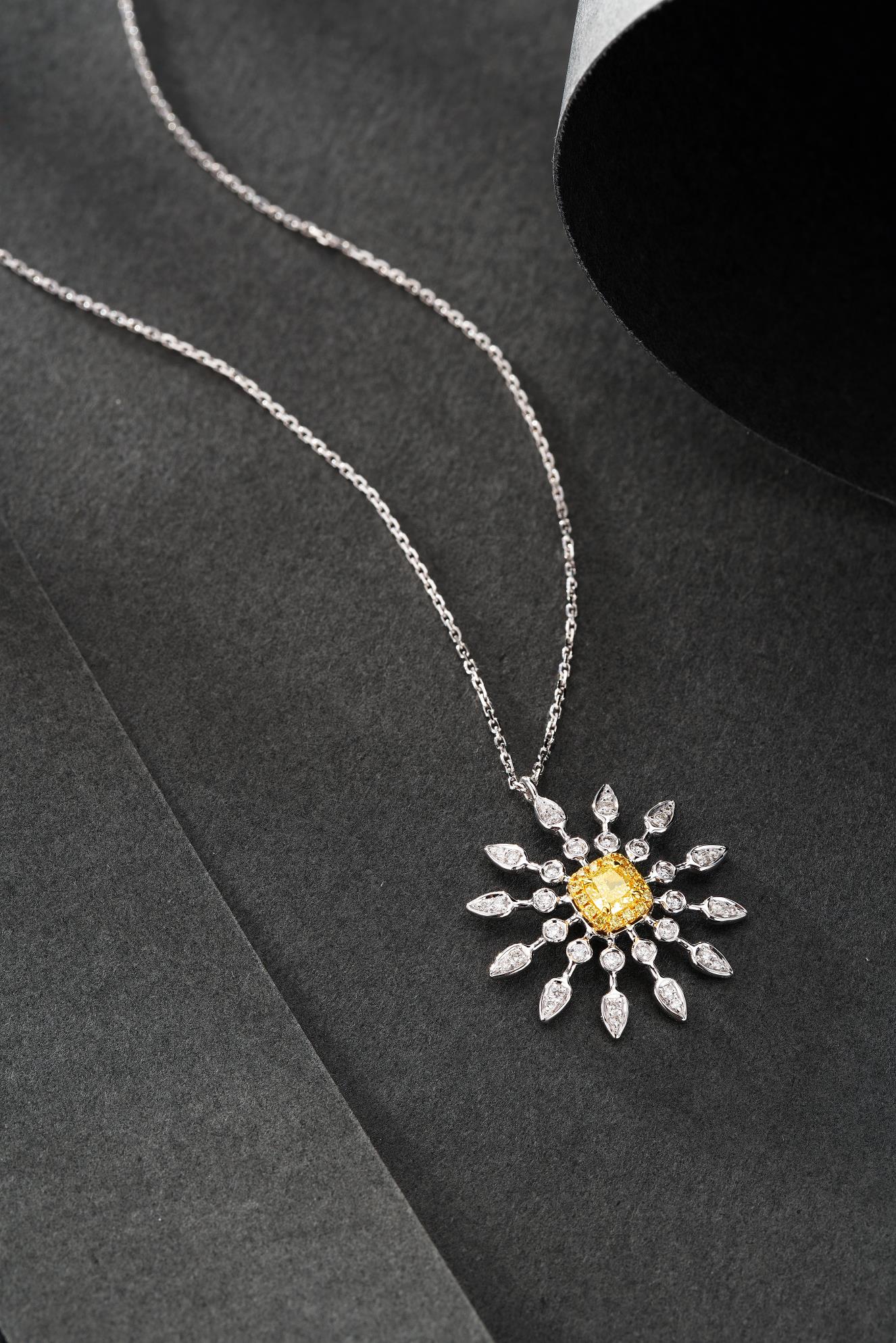 18K Yellow Gold Diamond Sunflower Necklace - Exquisite Jewelry - Yellow Diamond Necklace