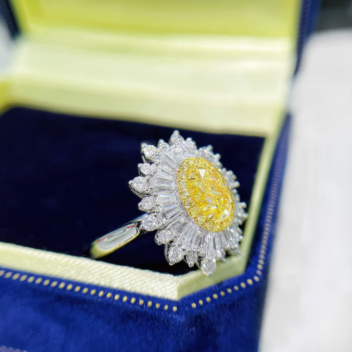 18K Yellow Gold Diamond Sunflower Step-Cut Ring | Premium Jewelry - Yellow Diamond Ring