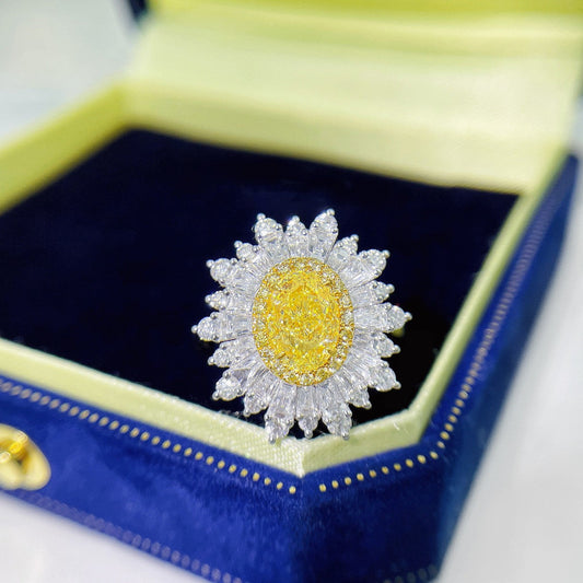 18K Yellow Gold Diamond Sunflower Step-Cut Ring | Premium Jewelry - Yellow Diamond Ring