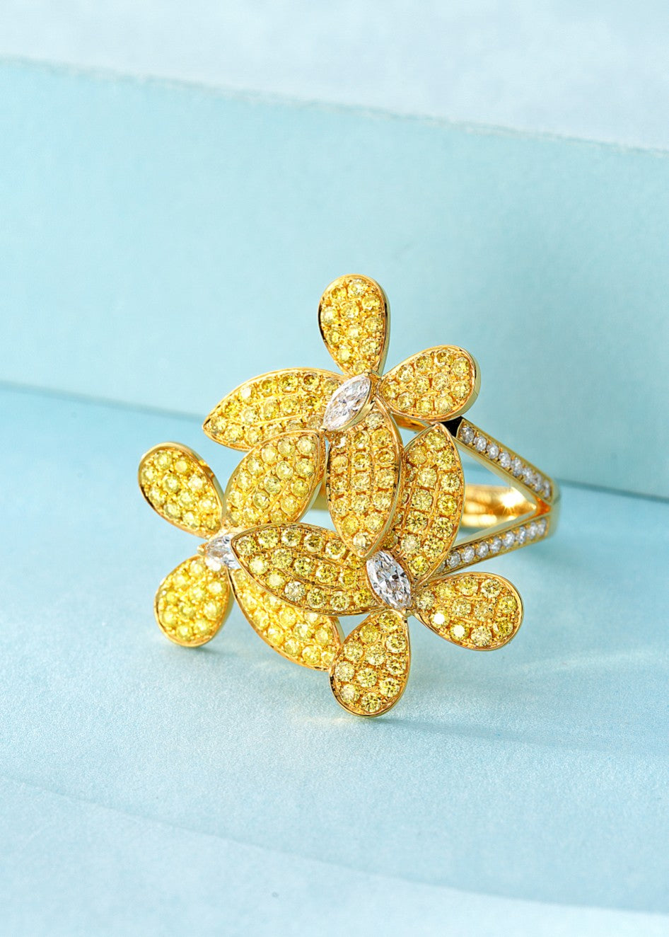 18K Yellow Gold Diamond Three-Flower Ring - Luxury Jewelry - Yellow Diamond Ring