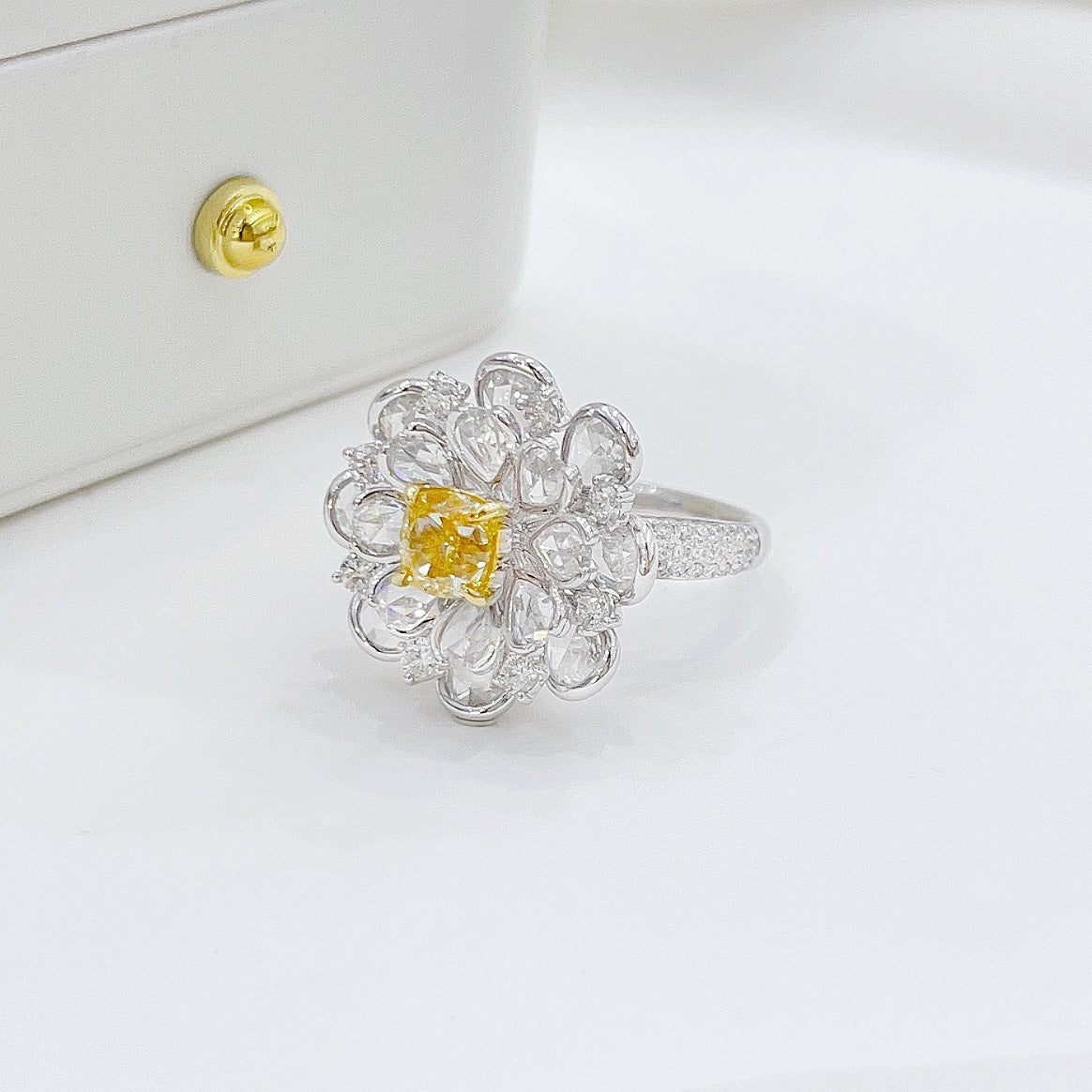 18K Yellow Gold Diamond Unique Rose Cut Ring with AGL Certificate | Luxury Jewelry - Yellow Diamond Ring