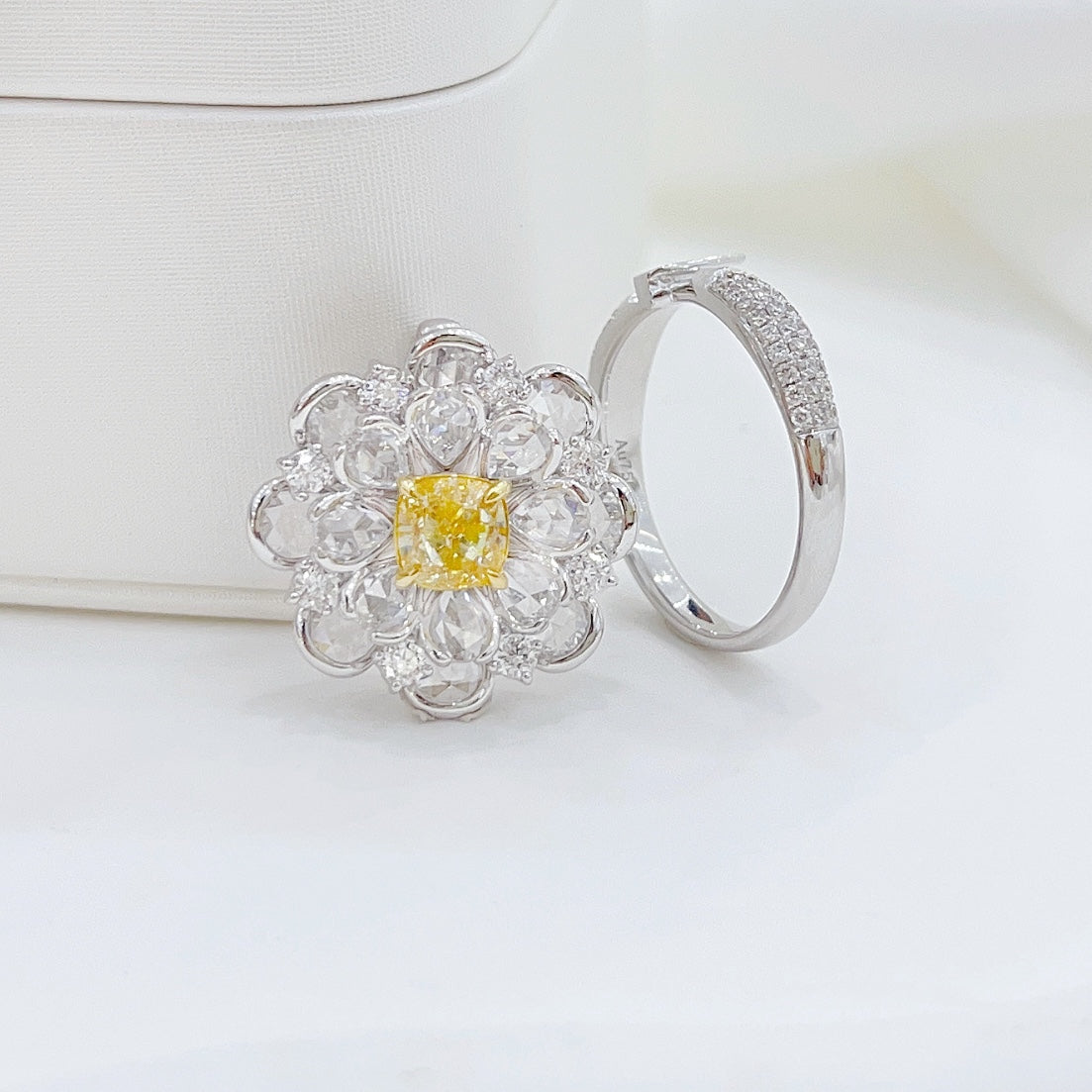 18K Yellow Gold Diamond Unique Rose Cut Ring with AGL Certificate | Luxury Jewelry - Yellow Diamond Ring