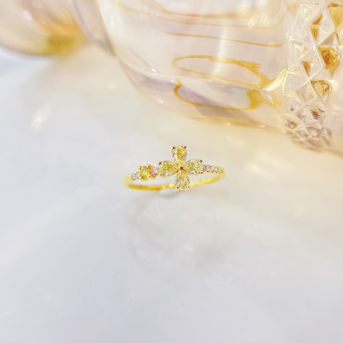 18K Yellow Gold Diamond Waterdrop Four-Leaf Clover Ring | Luxury Jewelry - Yellow Diamond Ring