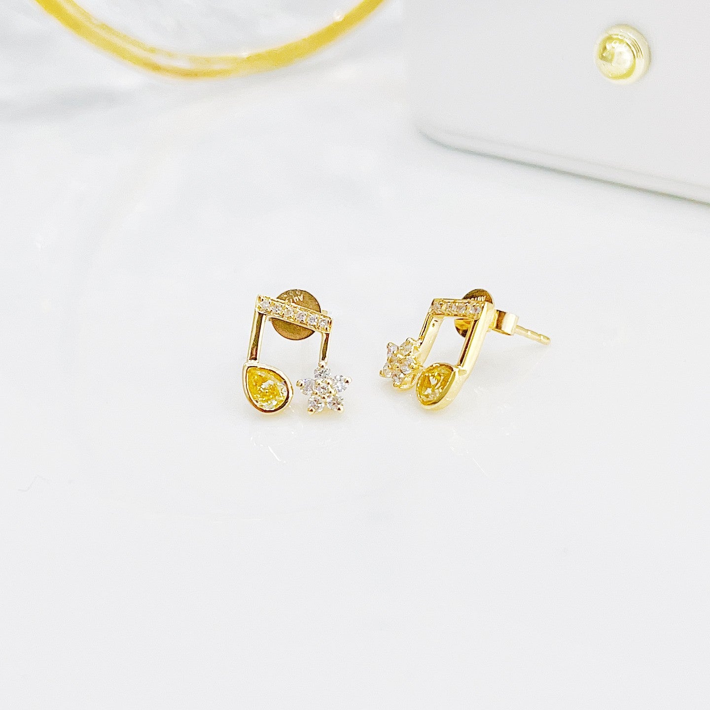 18K Yellow Gold Diamond Waterdrop Musical Note Earrings - Jeweler.Jewelry