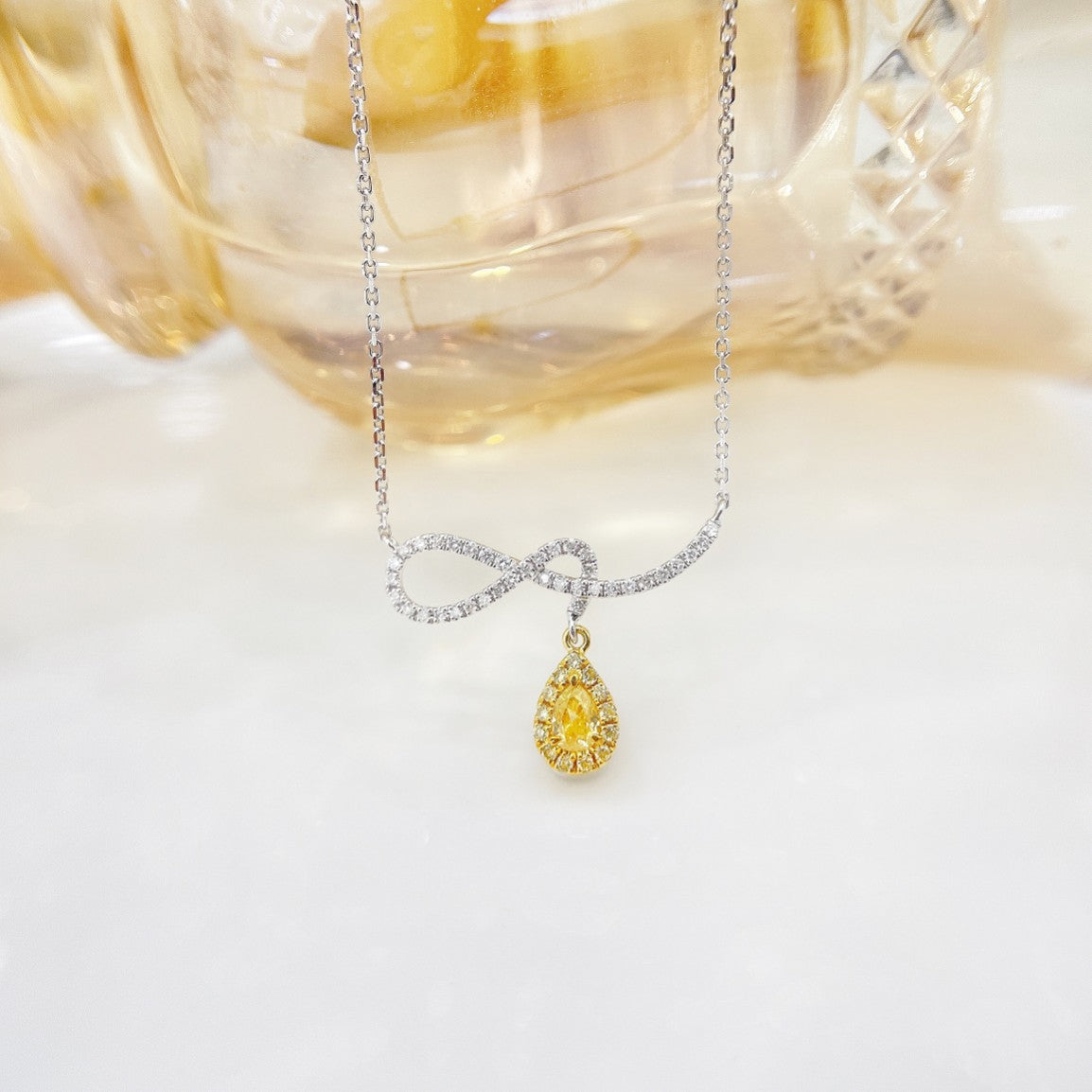 18K Yellow Gold Diamond Waterdrop Pendant Necklace - Exquisite Jewelry - Yellow Diamond Necklace