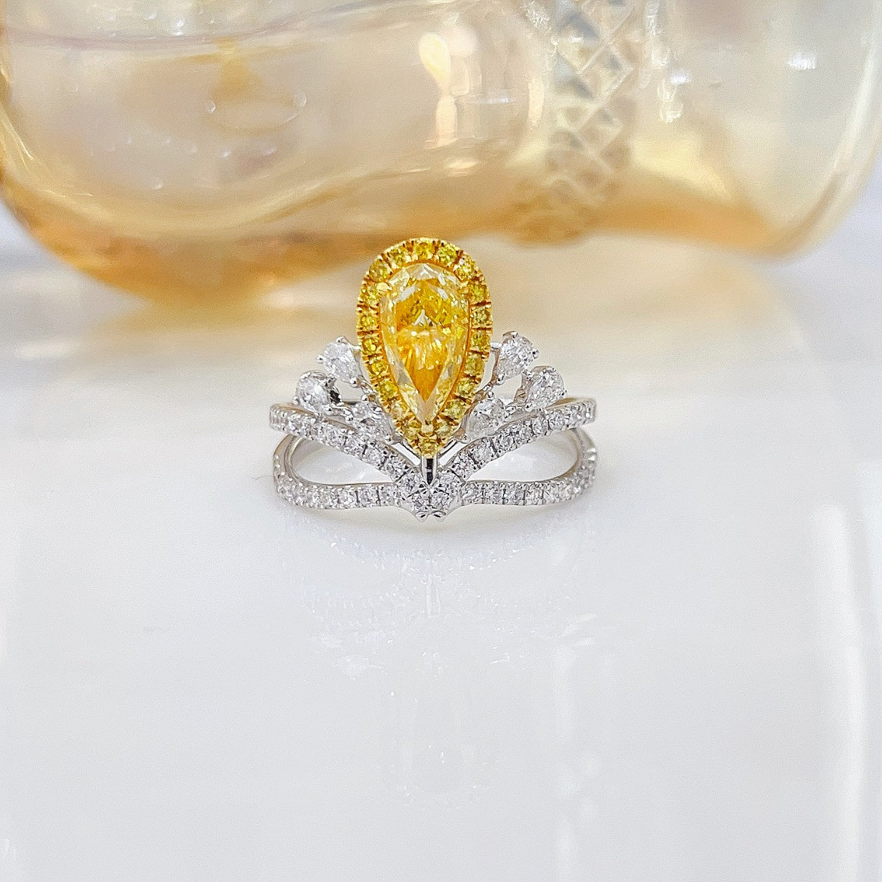 18K Yellow Gold Diamond Waterdrop Tiara Ring | Luxurious Jewelry - Yellow Diamond Ring