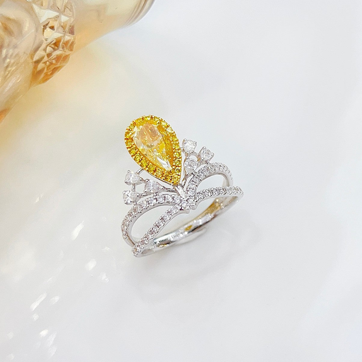 18K Yellow Gold Diamond Waterdrop Tiara Ring | Luxurious Jewelry - Yellow Diamond Ring