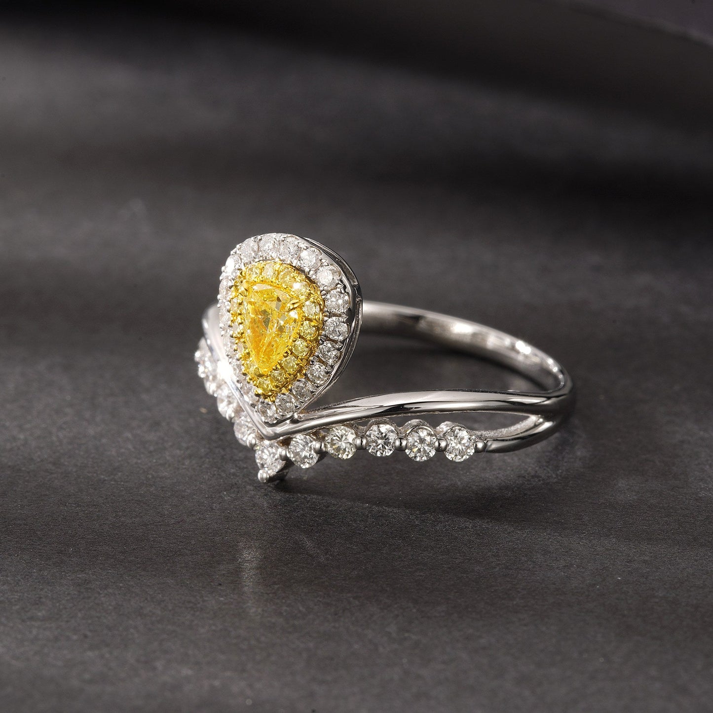 18K Yellow Gold Diamond Waterdrop V-Shaped Ring - Premium Jewelry - Yellow Diamond Ring