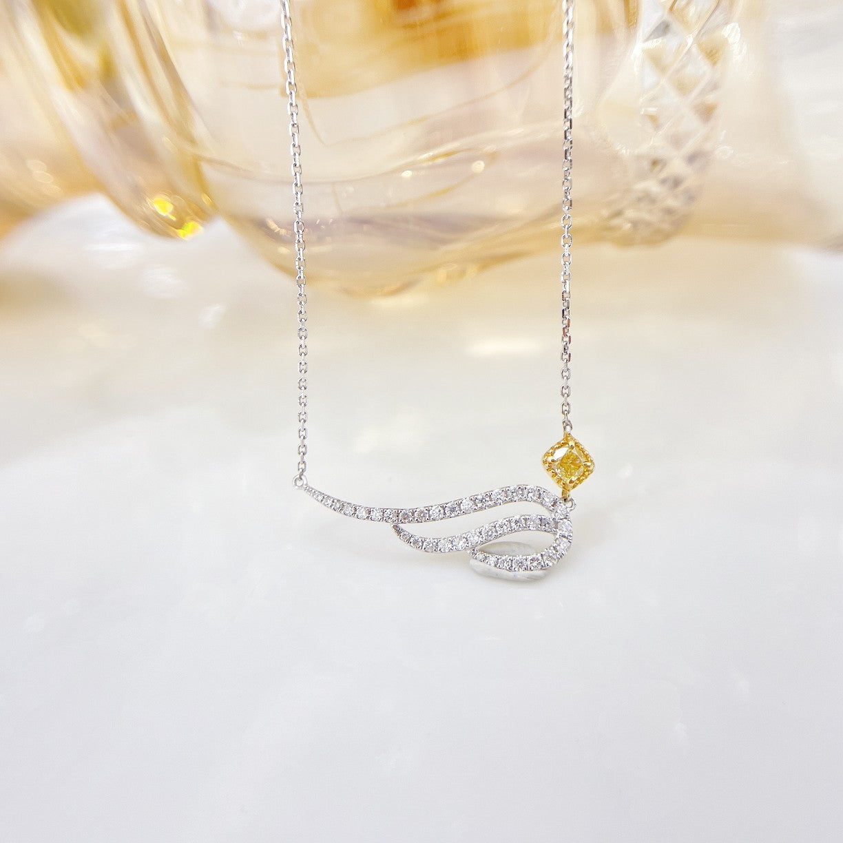 18K Yellow Gold Diamond Wing Necklace - Exquisite Jewelry Piece - Yellow Diamond Necklace