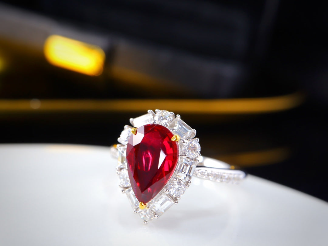 Pigeon's Blood Ruby Ring - Uoppvarmede edelstenssmykker