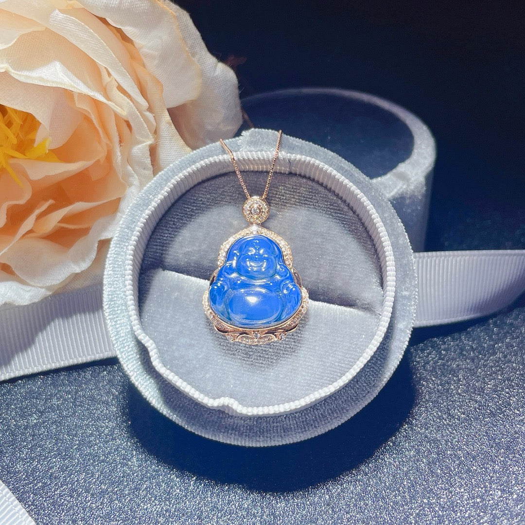 Neu eingetroffen: „Buddha“-Anhänger aus 18-karätigem Gold mit eingebettetem dominikanischen blauen Bernstein – Schmuck