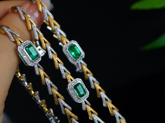 Emerald Green Bracelet - Timeless Elegance in Jewelry