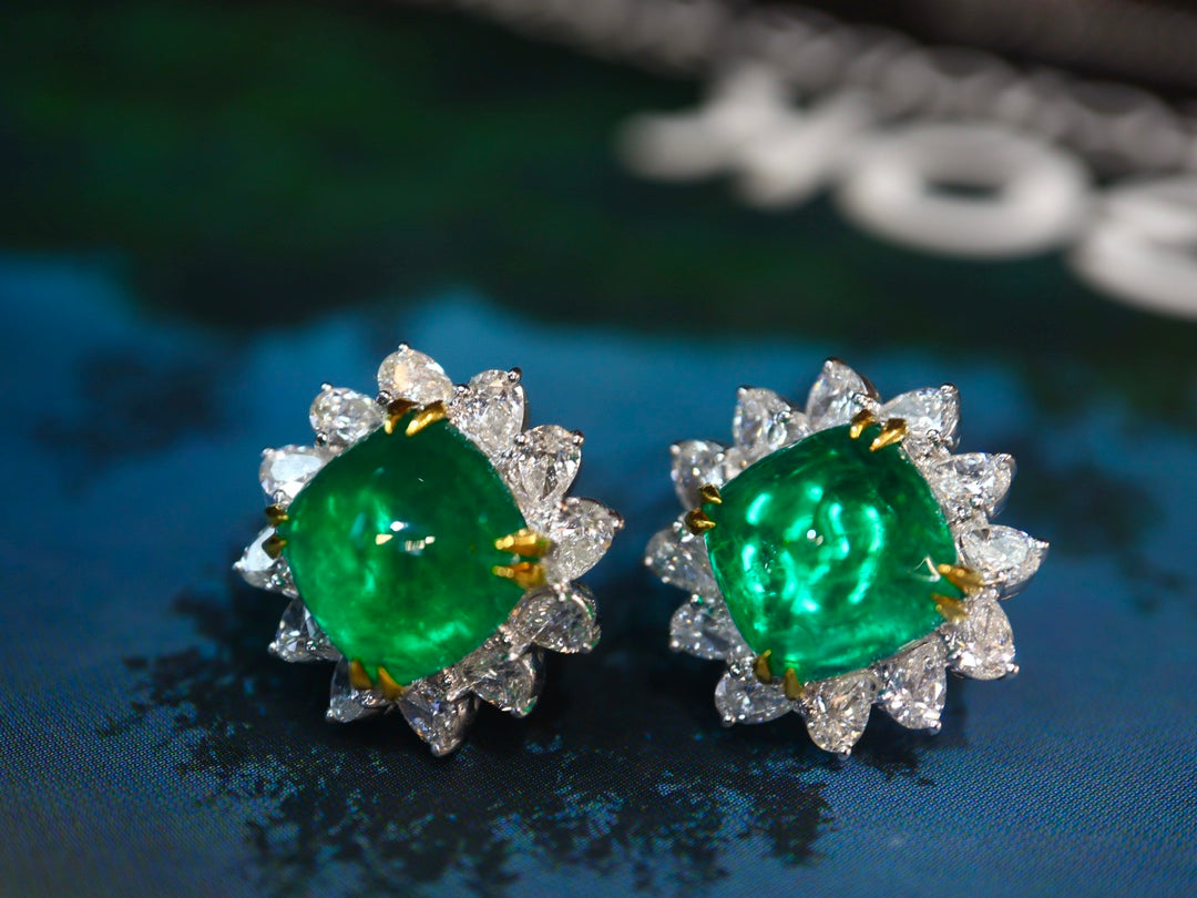 Emerald Stud Earrings: A Luxurious Jewelry Piece