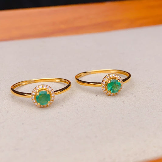 Elegant 18K Gold and Diamond Embedded Natural Emerald Ring - Jewelry