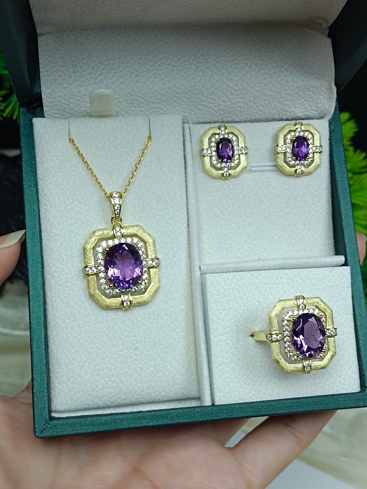 Exquisite S925 Silver Embedded Amethyst Luxury Jewelry Set