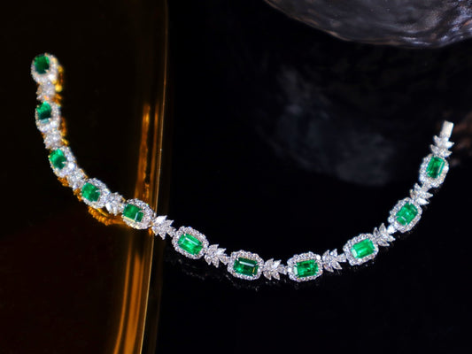 Luxurious Wrist Wealth: Micro-Oil & Vivid Verdant Emerald Bracelet Jewelry