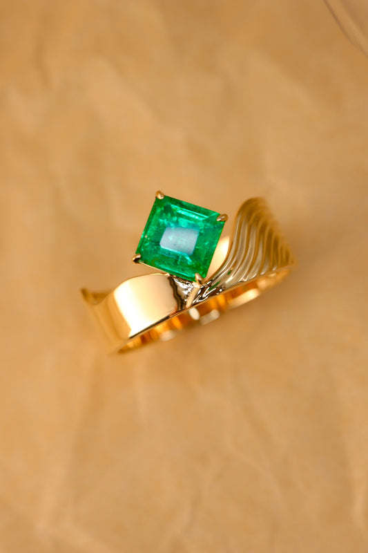 Panjshir Emerald Jewelry Piece - 0.85ct with 18k Gold Accents