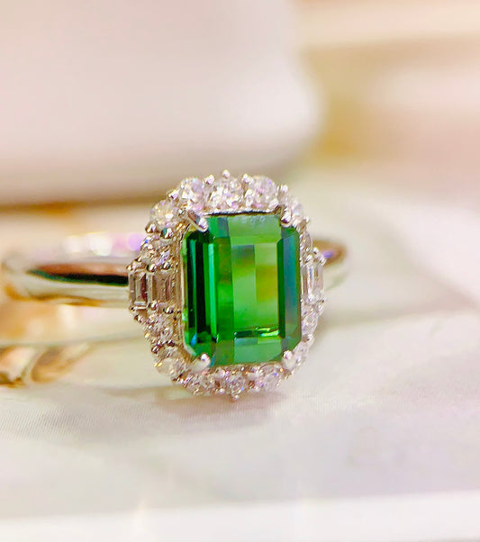 Elegant Natural Tourmaline Ring - Fine Jewelry Craftsmanship