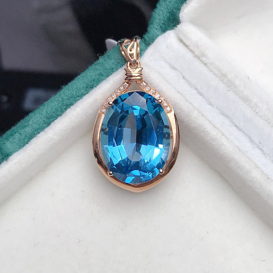 Natural Topaz Pendant Jewelry with 18K Gold and Diamond Accents