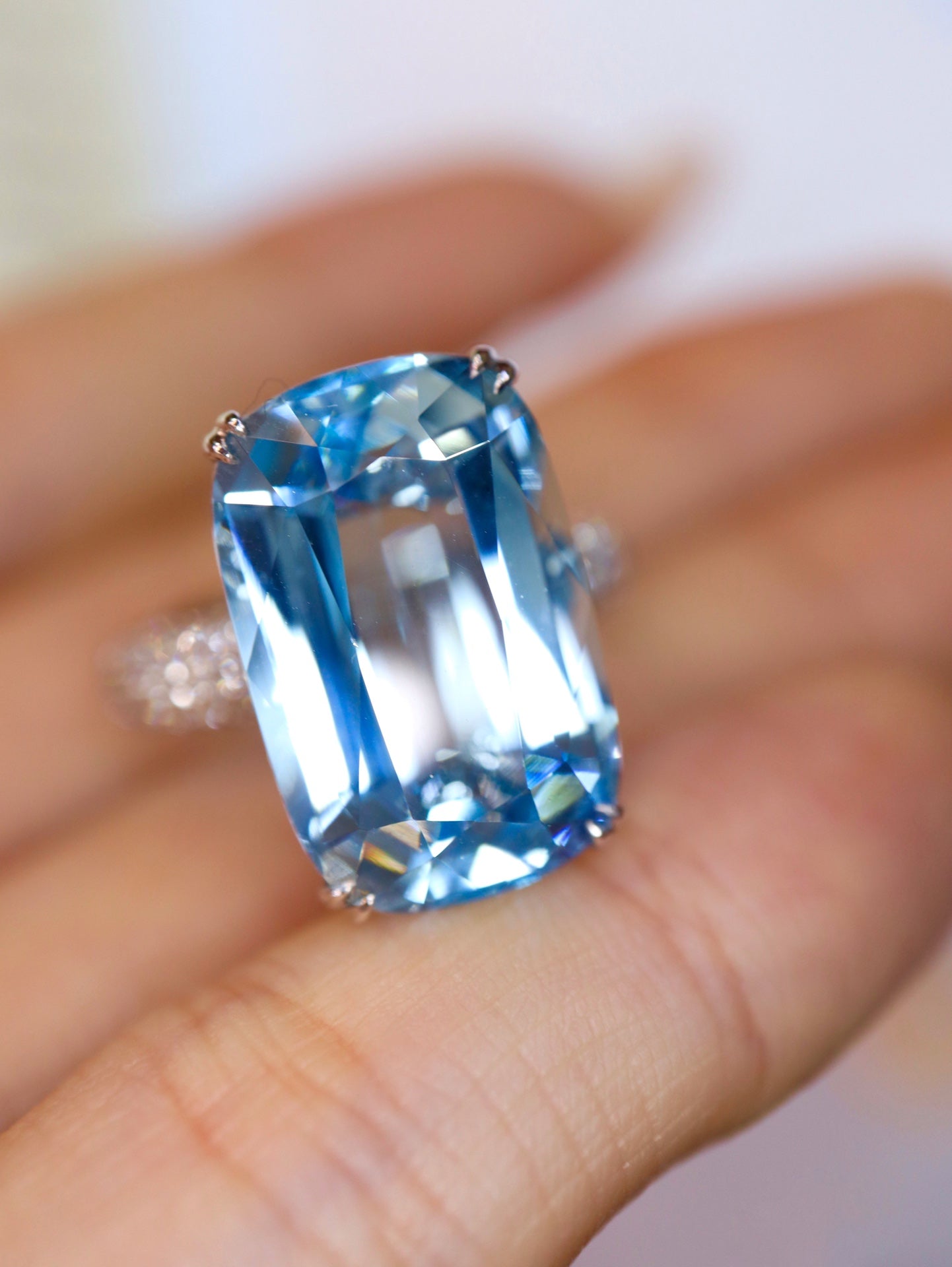 Summer's Must-Have Jewelry: Santa Maria Aquamarine Ring