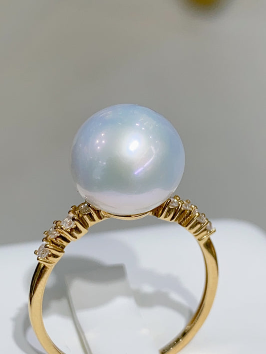 Elegant 18k Gold Diamond-Embedded Ring with 10-11mm Aurora Edison Pearl