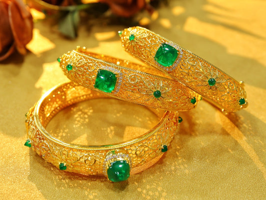 Exquisite Filigree Emerald Bracelet - A Jewelry Treasure