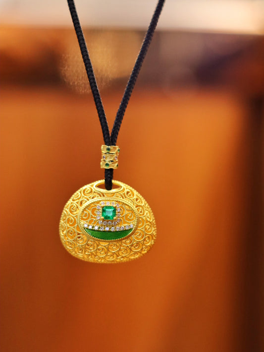 24k Gold Emerald Pendant - High-Quality Jewelry Piece