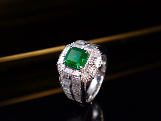 Emerald Ring Jewelry - A Masterpiece of Elegance and Class