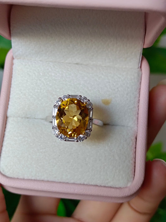 Luxurious Natural Yellow Citrine Square Ring - Fine Jewelry