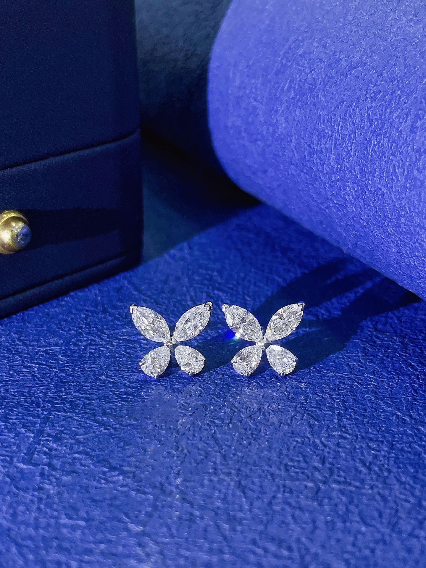 18K Cultured Marquise & Drop Shape Double Butterfly Earrings - Jewelry Gem