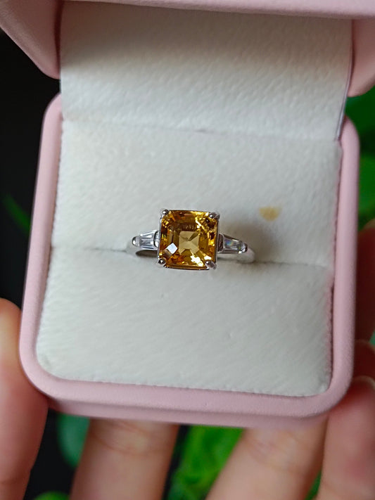 Cincin Persegi Citrine Kuning Asli yang Indah - Barang Kemas