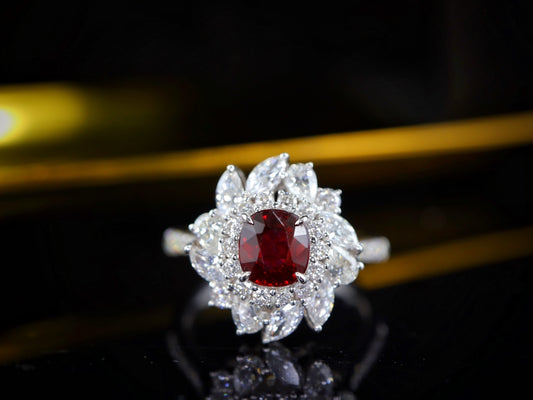 Anillo de rubí rojo sangre de paloma - pieza de joyería de lujo