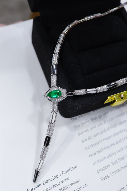 Serpentine Design Emerald Necklace - Premium Jewelry Piece