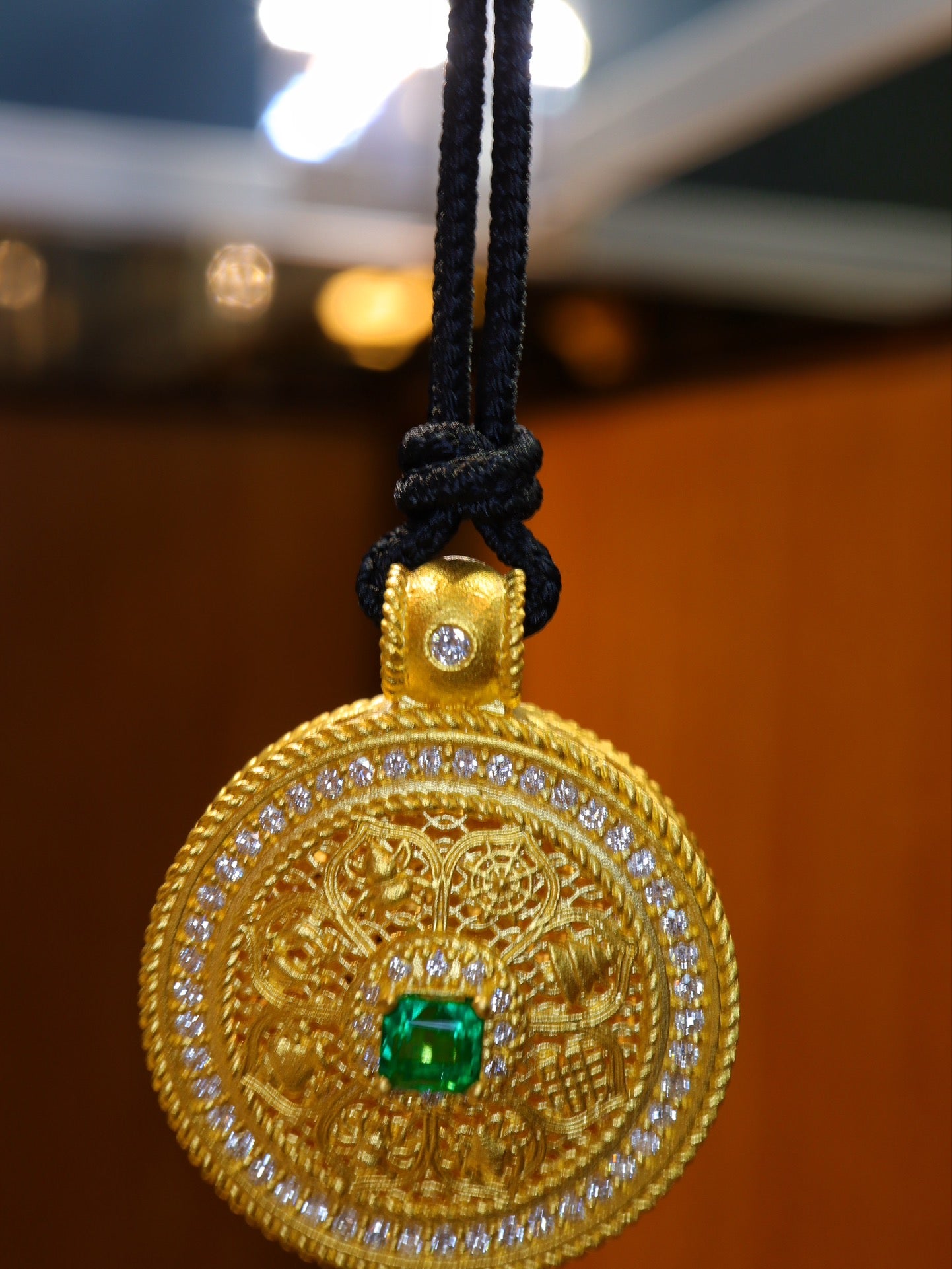 24k Gold Emerald Pendant - Premium Jewelry Piece